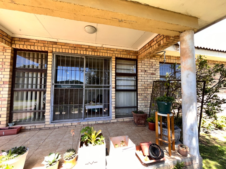 3 Bedroom Property for Sale in Noorsekloof Eastern Cape